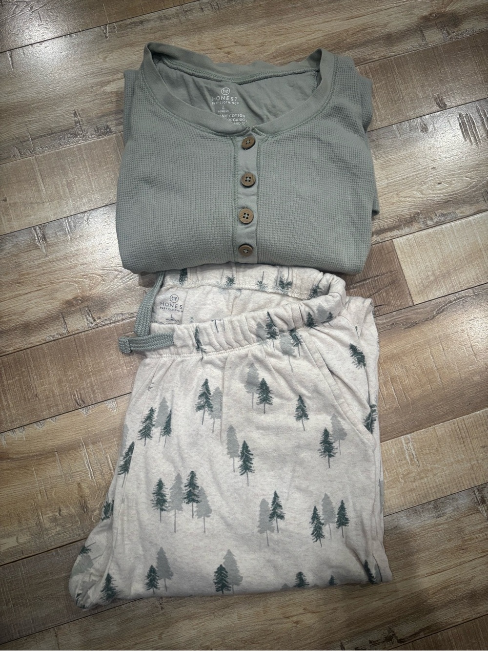 The Honest Company Sage Green Waffle Henley Top and Cream Tree-Print Pajama Set